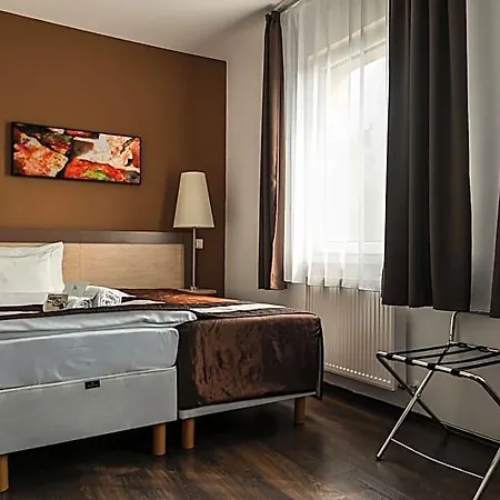 Opal Superior Hotell Gyöngyös