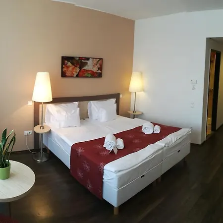 Opal Superior Hotel