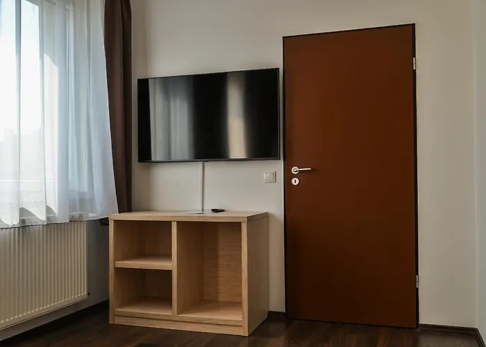 Opal Superior - Adults Only 3*